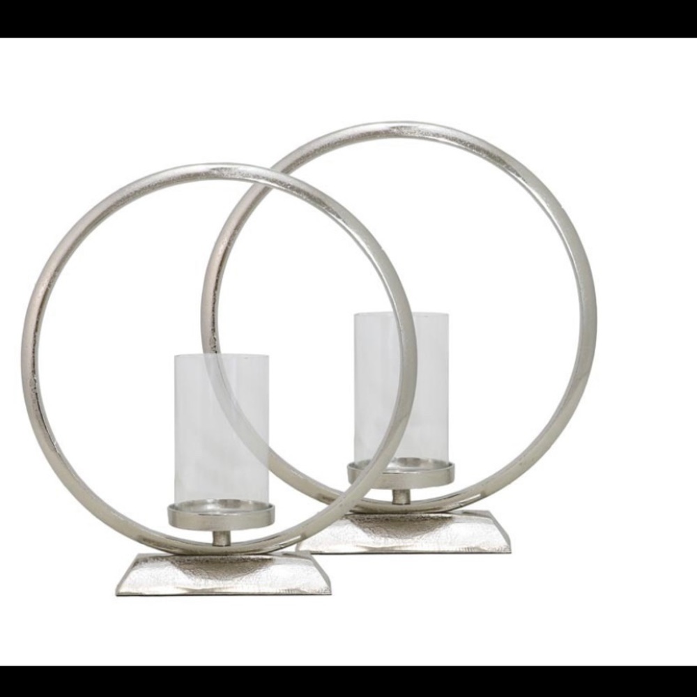 Candle holder brand new and box. Never use.